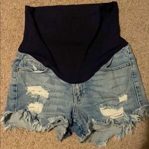 Maternity shorts